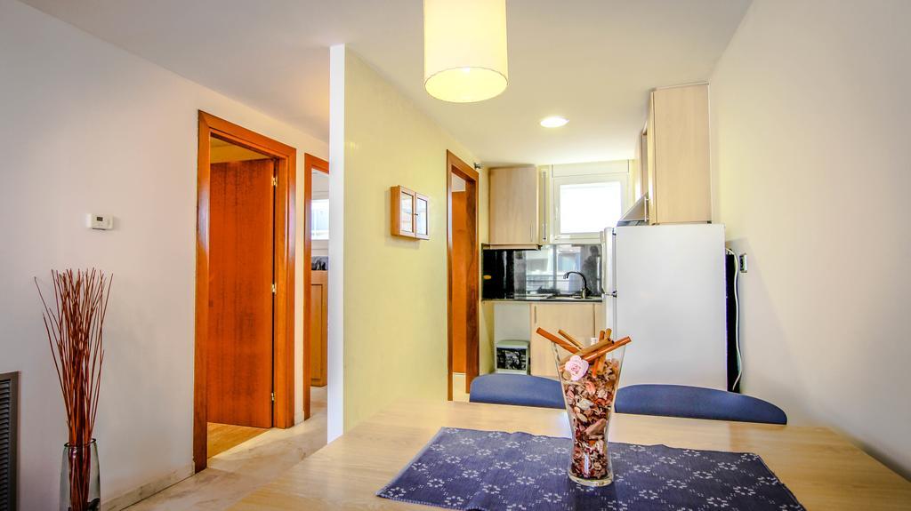 Apartamentos S'Abanell Central Park Blanes Oda fotoğraf