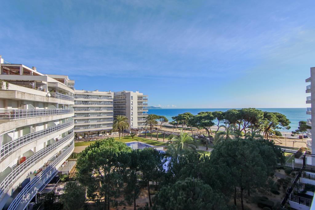 Apartamentos S'Abanell Central Park Blanes Oda fotoğraf