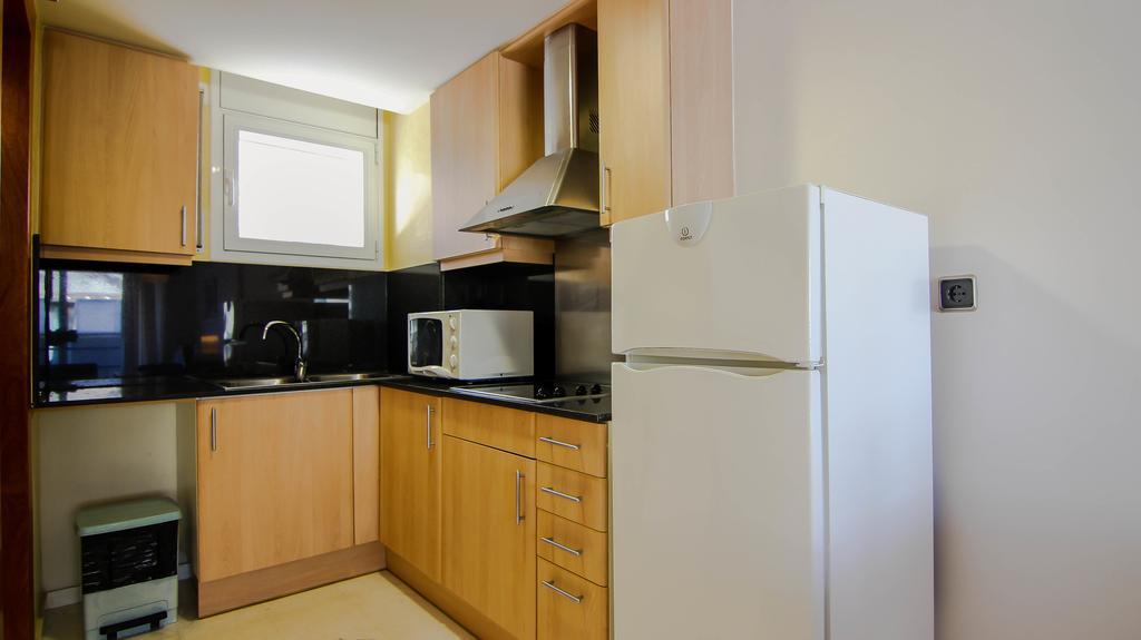 Apartamentos S'Abanell Central Park Blanes Oda fotoğraf