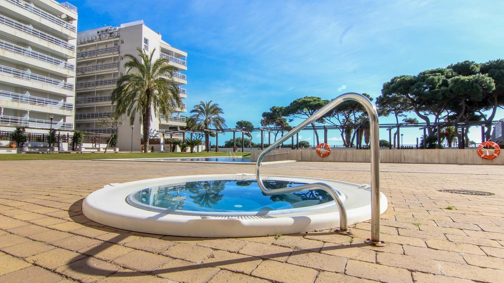 Apartamentos S'Abanell Central Park Blanes Dış mekan fotoğraf