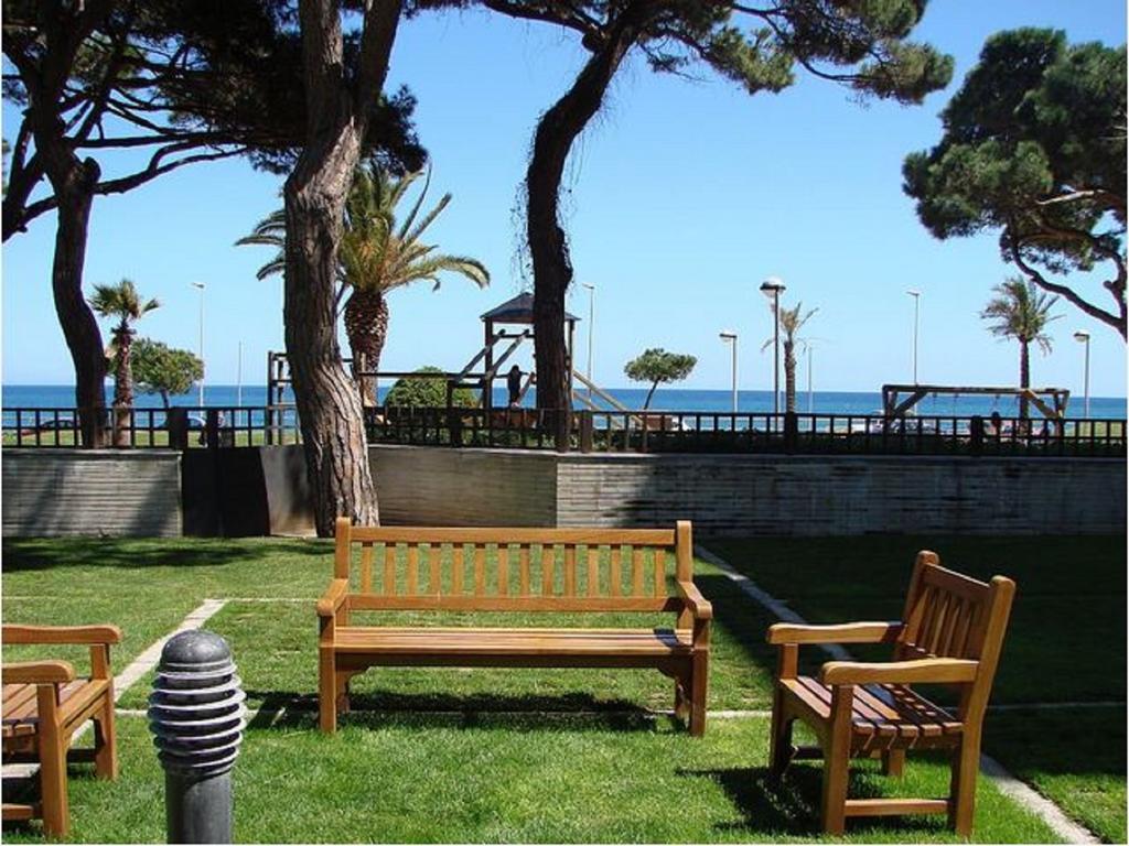 Apartamentos S'Abanell Central Park Blanes Oda fotoğraf