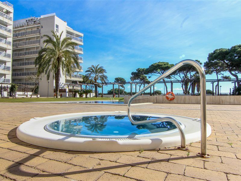 Apartamentos S'Abanell Central Park Blanes Dış mekan fotoğraf